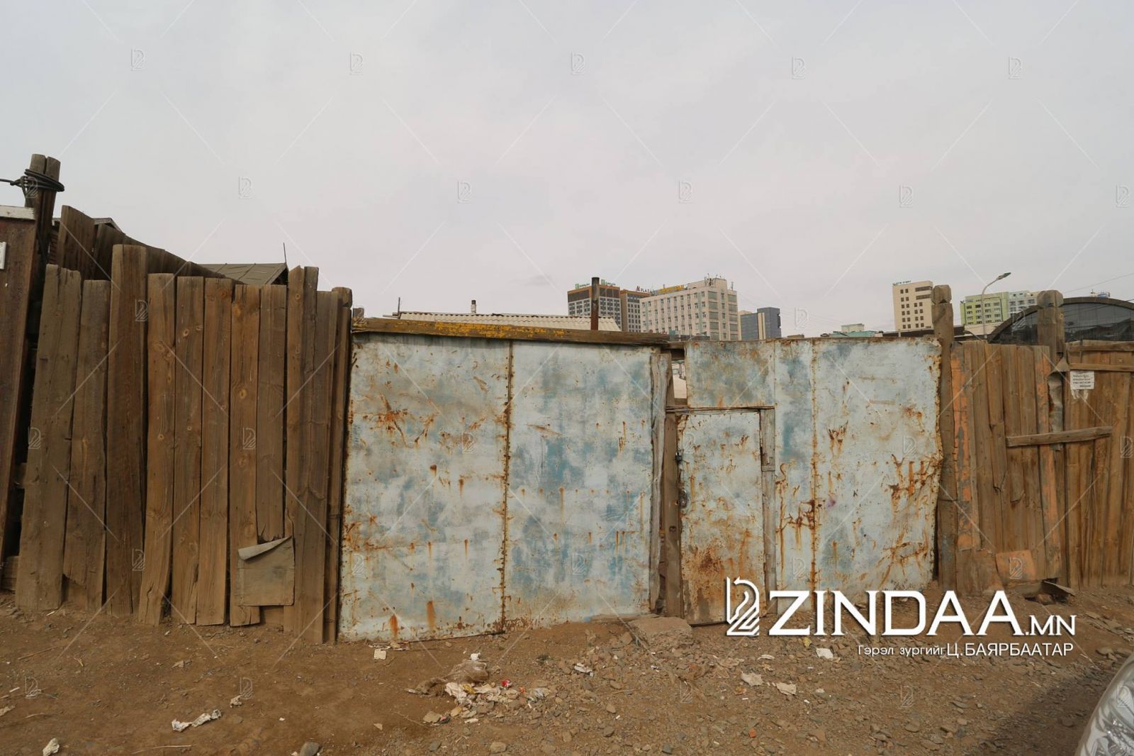 "Төв цэвэрлэх байгууламж"-д амиа алдсан дөрвөн залуугийн цогцос солигдоогүй гэдгийг ар гэрийнхэн нь хэлж байна.