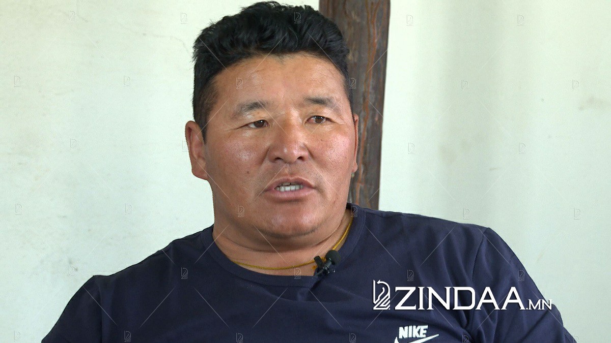 Завхан аймгийн Дөрвөлжин сумын ИТХ-ын дарга В.Батмэндлэх: